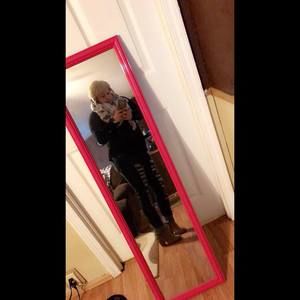 Meet your Posher, Megan